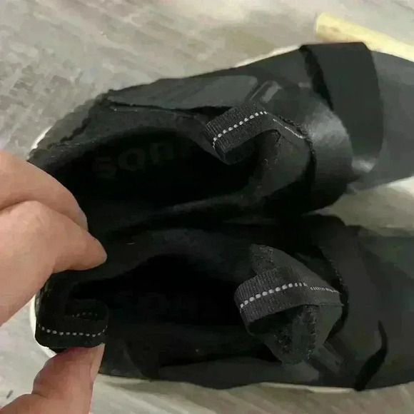 Sorel Women’s Kinetic Sneak Black Slip On Sneakers Size 8 Athletic Walking Shoes - Picture 11 of 12